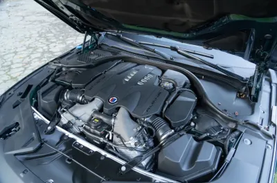 B8