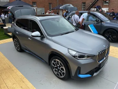 iX1