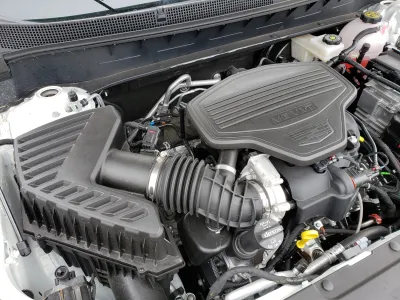 XT6