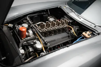 275