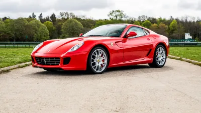 599