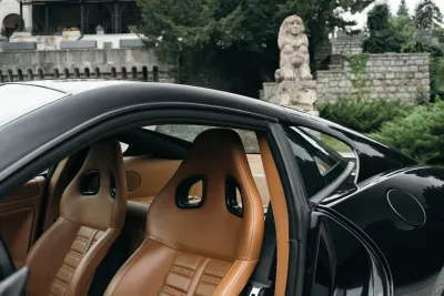 599
