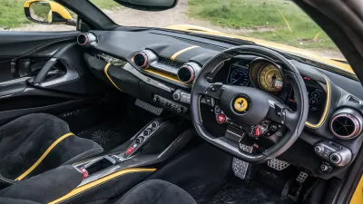 812