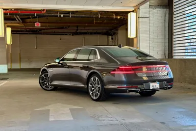 G90