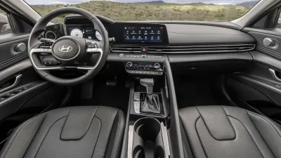ELANTRA