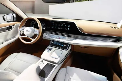 GRANDEUR