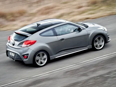 VELOSTER