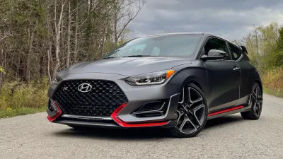 VELOSTER
