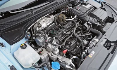 VELOSTER
