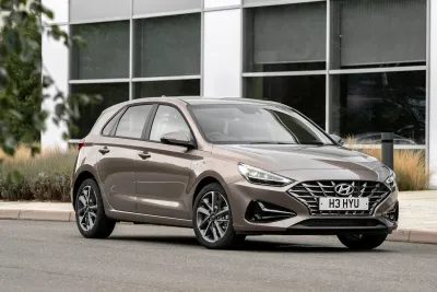 i30