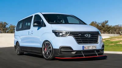 i800