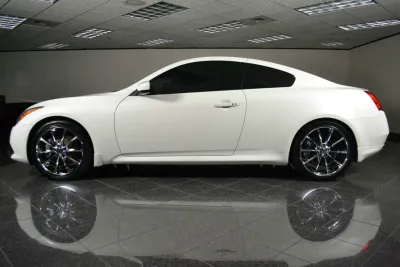 G37