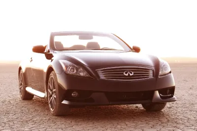 G37