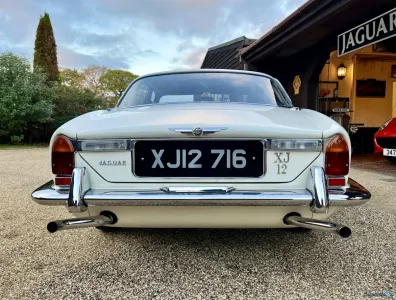 XJ12