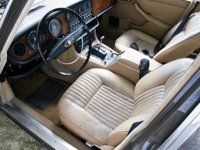XJ12