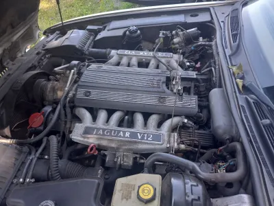XJ12