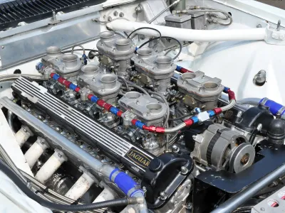 XJ12