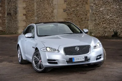 XJ