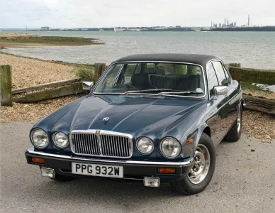 XJ
