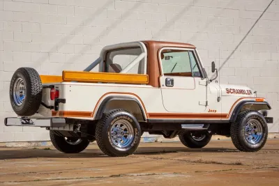 CJ-8