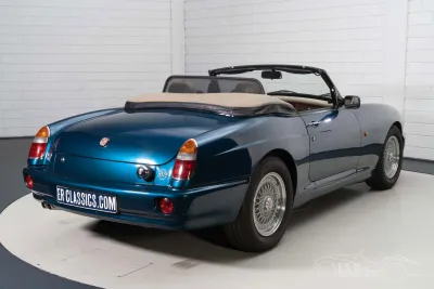 RV8