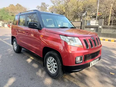 TUV300