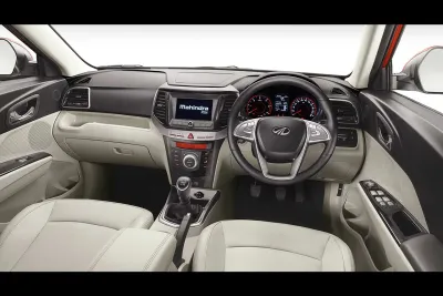 XUV300