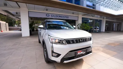 XUV300