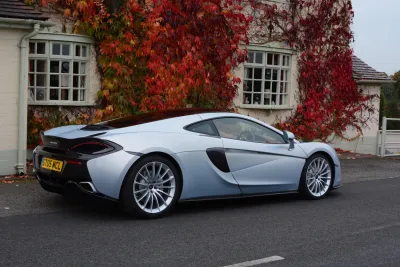 570GT