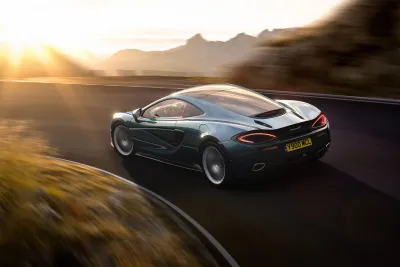 570GT