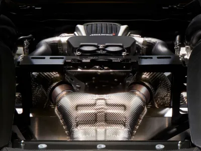 570GT