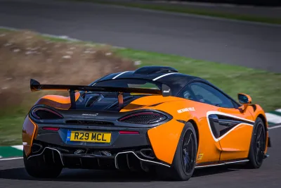 620R