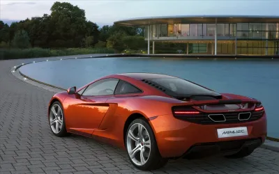 MP4-12C
