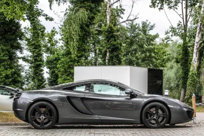 MP4-12C