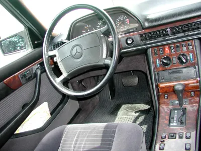 560