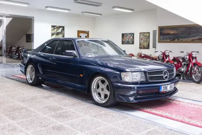 560