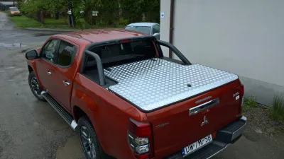 L200