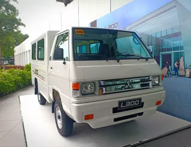 L300
