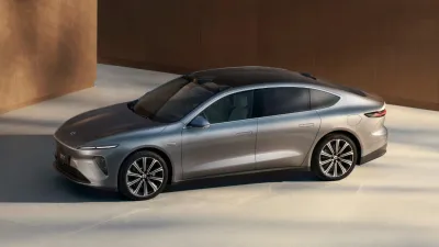ET7