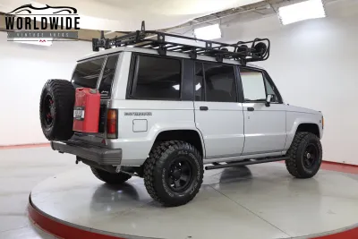 Isuzu