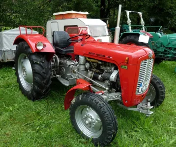 Tractor