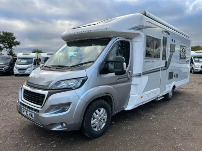 Camper