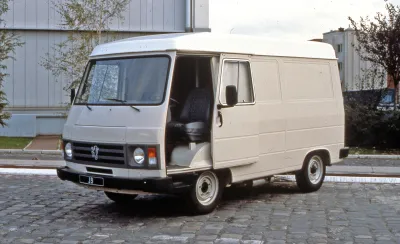 J9
