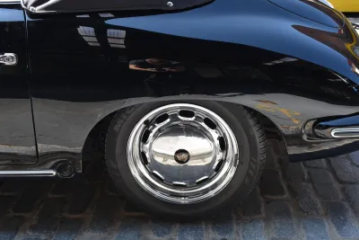 356