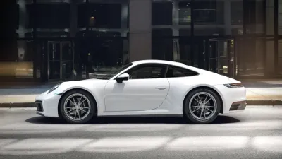 911