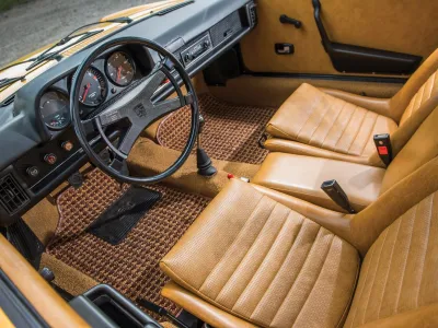 914