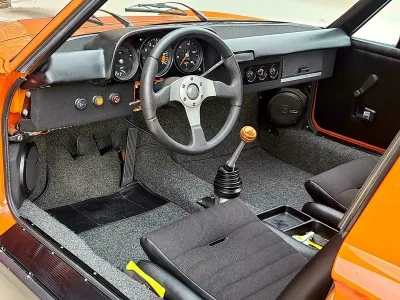 914