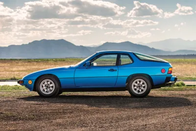 924