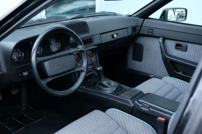 924