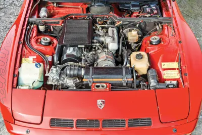 924
